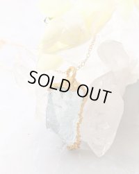 アクアマリ ン原石ペンダント＊清らかな癒やしのエネルギー＊