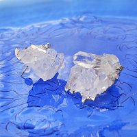 水晶クラスター トマスゴンサガ産アシンメトリーピアス