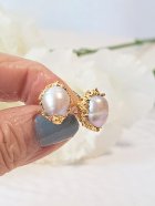 他の写真1: シルバーホワイト淡水バロックパール  スタッズピアス