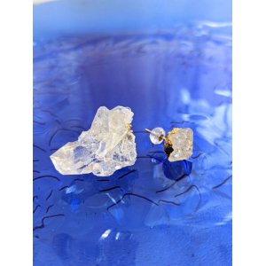 画像: 原石ピアス　 水晶クラスター トマスゴンサガ産　
