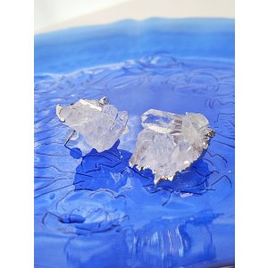画像: 水晶クラスター トマスゴンサガ産アシンメトリーピアス