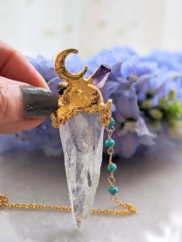 画像: 水晶原石ネックレス  月の女神アルテミス