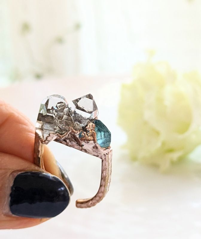 画像: ハーキマーダイヤモンドとスモーキーブルートルマリンのリング　　ピンクゴールド