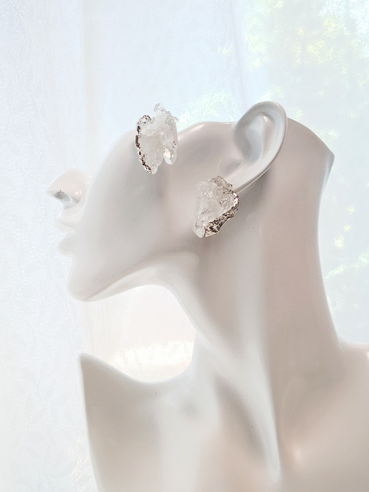 画像: 水晶クラスター トマスゴンサガ産アシンメトリーピアス
