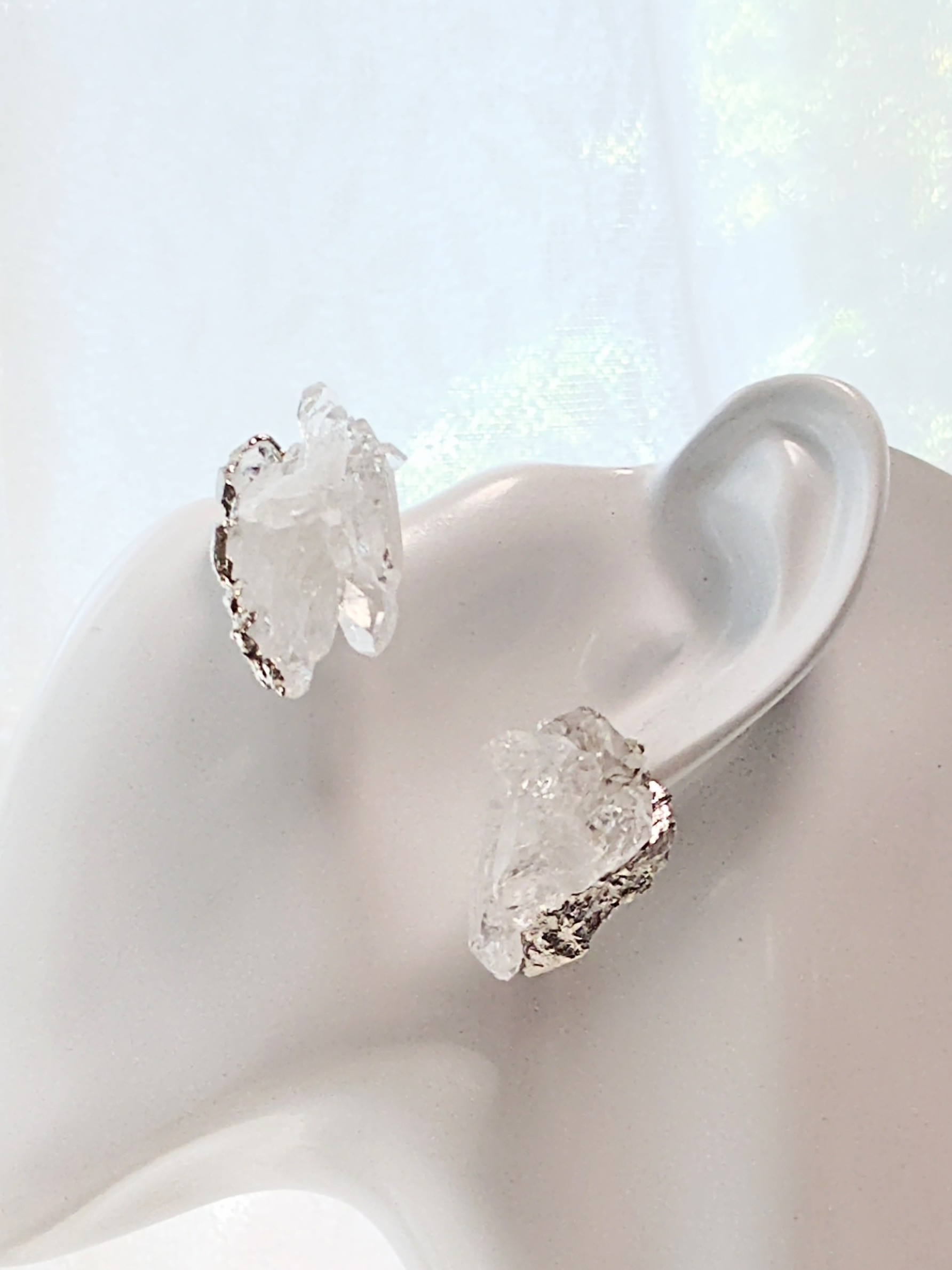 画像: 水晶クラスター トマスゴンサガ産アシンメトリーピアス